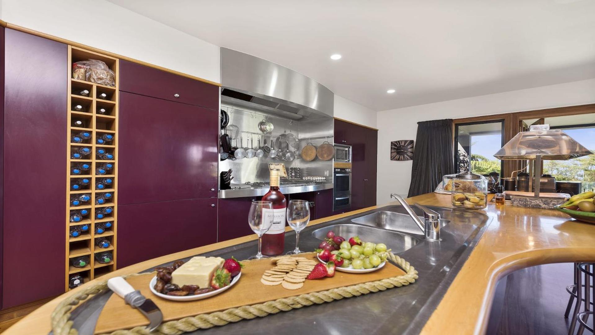 The Flying Trout Boutique Lodge Таупо Екстериор снимка
