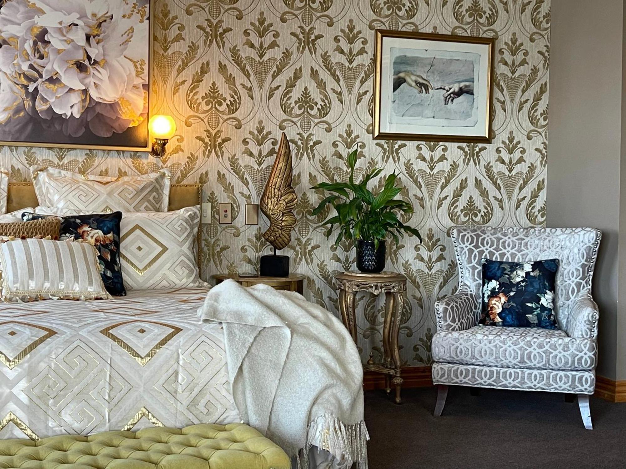 The Flying Trout Boutique Lodge Таупо Екстериор снимка